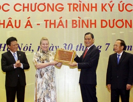 Nguyen Dynasty’s royal documents recognized as world documentary heritage  - ảnh 1